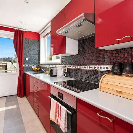 2br With Pool - Aphordite By Premier דירה *